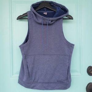 Nobull hoodie vest in blue fuzzy lined